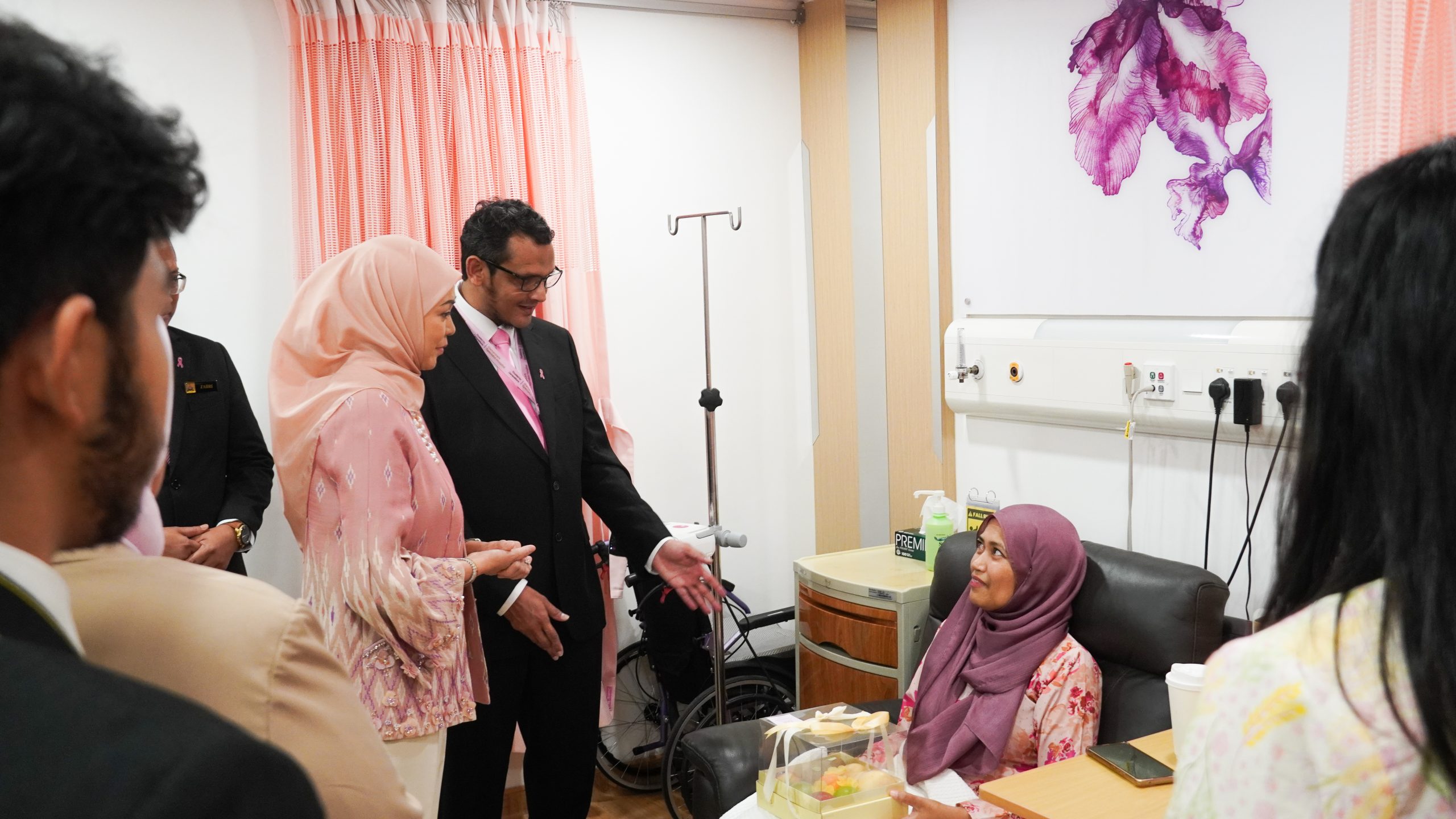 Pink October 2025 Damansara Specialist Hospital: Breast cancer has a high survival rate if detected and treated early